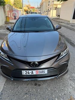 تۆیۆتا کامری